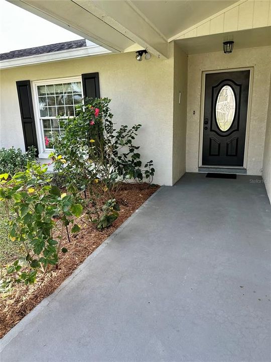 合同活跃: $336,000 (3 贝兹, 2 浴室, 1506 平方英尺)