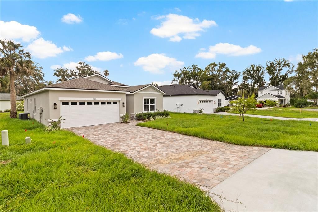 For Sale: $374,900 (4 beds, 3 baths, 1990 Square Feet)