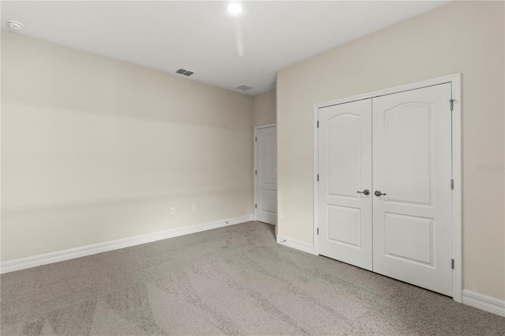 For Sale: $374,900 (4 beds, 3 baths, 1990 Square Feet)