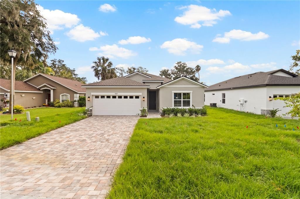 For Sale: $374,900 (4 beds, 3 baths, 1990 Square Feet)