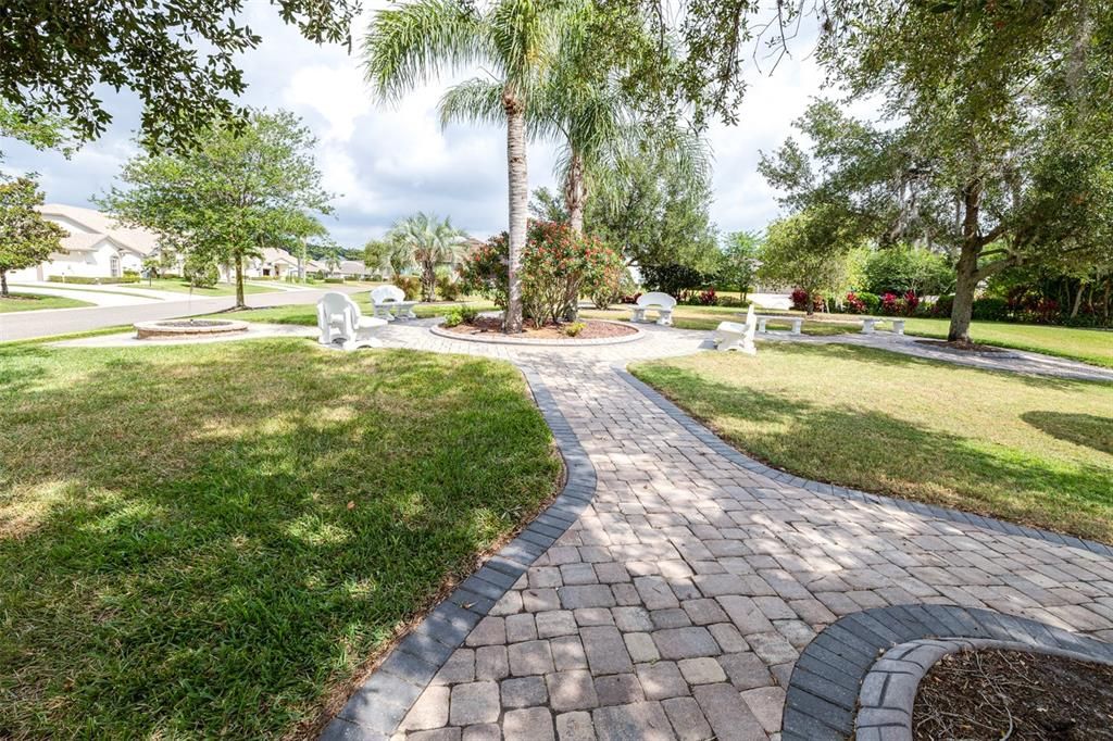 For Sale: $564,900 (3 beds, 2 baths, 2533 Square Feet)