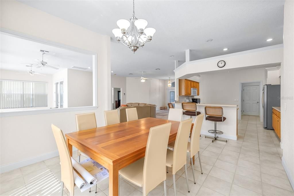 For Sale: $564,900 (3 beds, 2 baths, 2533 Square Feet)