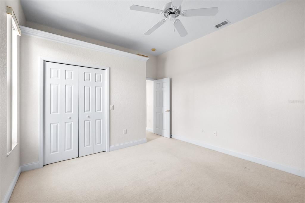 For Sale: $564,900 (3 beds, 2 baths, 2533 Square Feet)