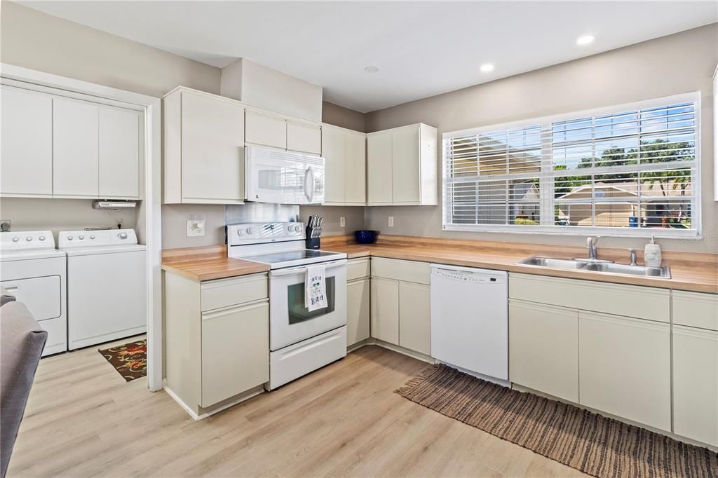 待售: $544,900 (3 贝兹, 2 浴室, 1770 平方英尺)