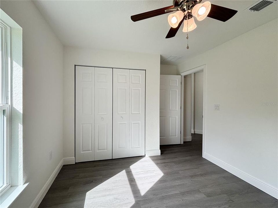 合同活跃: $225,900 (3 贝兹, 2 浴室, 1317 平方英尺)