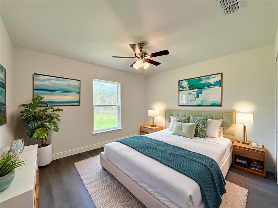 合同活跃: $225,900 (3 贝兹, 2 浴室, 1317 平方英尺)