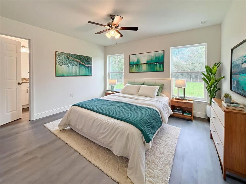 合同活跃: $225,900 (3 贝兹, 2 浴室, 1317 平方英尺)