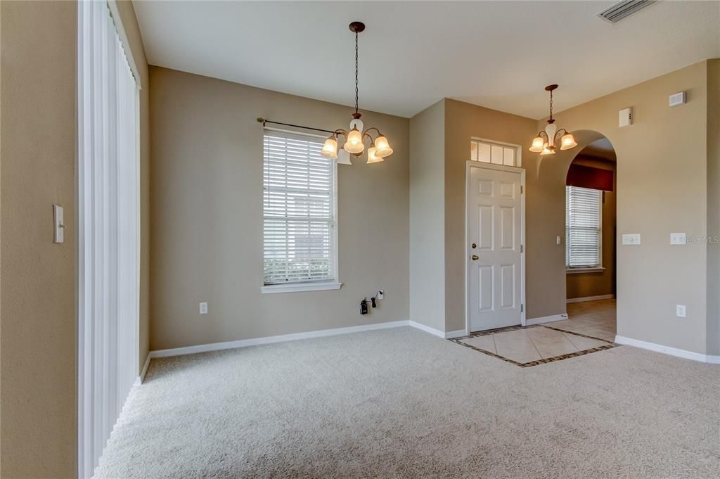 For Rent: $2,000 (3 beds, 2 baths, 1513 Square Feet)