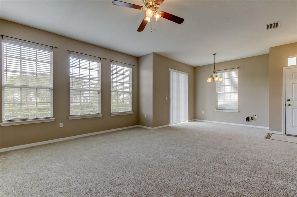 For Rent: $2,000 (3 beds, 2 baths, 1513 Square Feet)