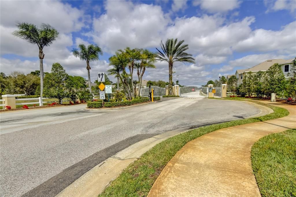 For Rent: $2,000 (3 beds, 2 baths, 1513 Square Feet)