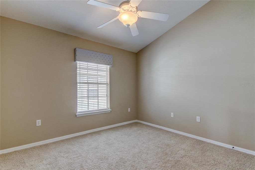 For Rent: $2,000 (3 beds, 2 baths, 1513 Square Feet)