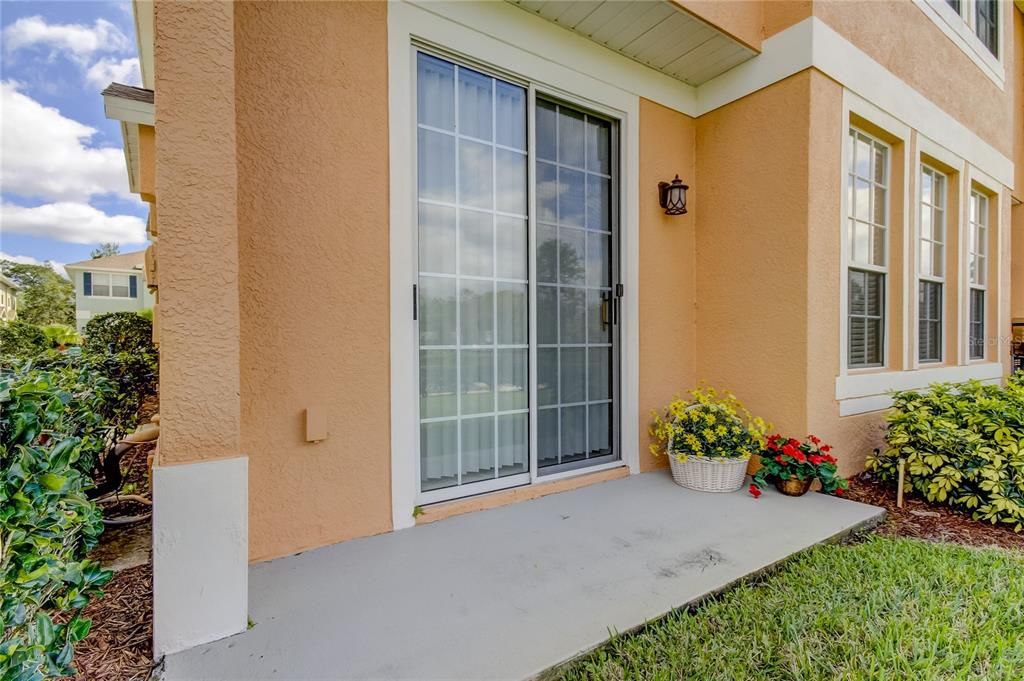 For Rent: $2,000 (3 beds, 2 baths, 1513 Square Feet)