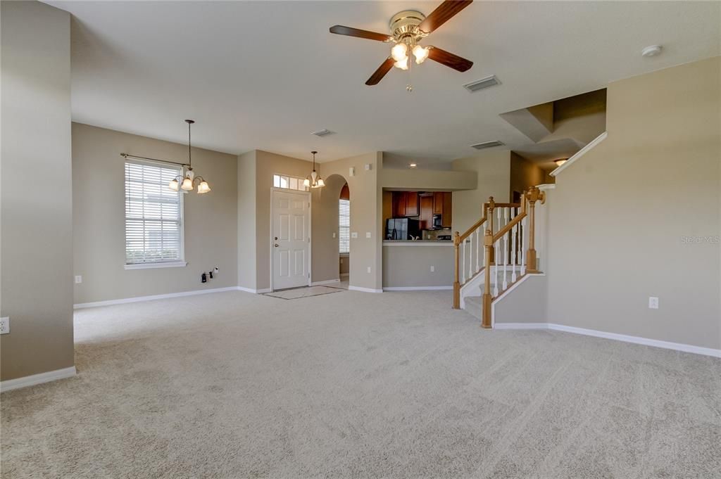 For Rent: $2,000 (3 beds, 2 baths, 1513 Square Feet)