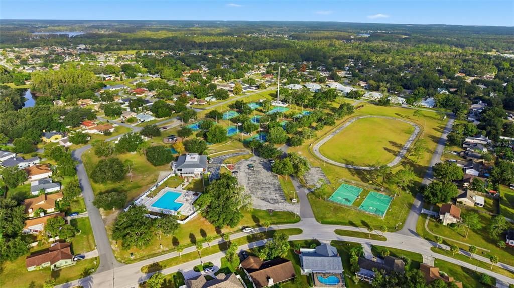 Под контрактом: $360,000 (3 спален, 2 ванн, 1648 Квадратных фут)