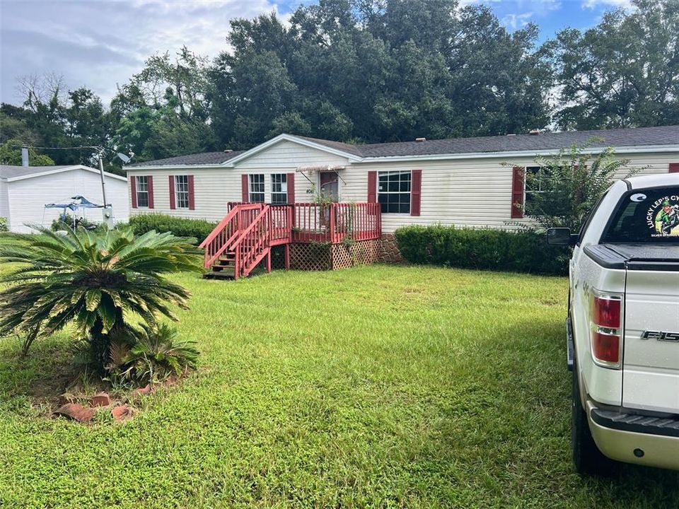 For Sale: $159,900 (4 beds, 2 baths, 2356 Square Feet)