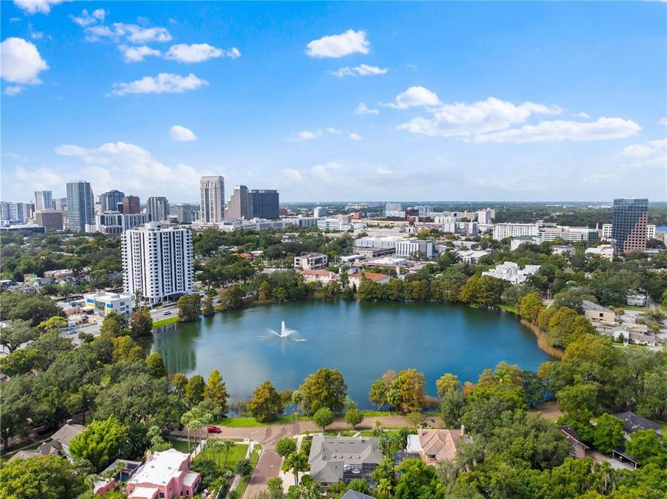 For Sale: $849,000 (5 beds, 2 baths, 2376 Square Feet)