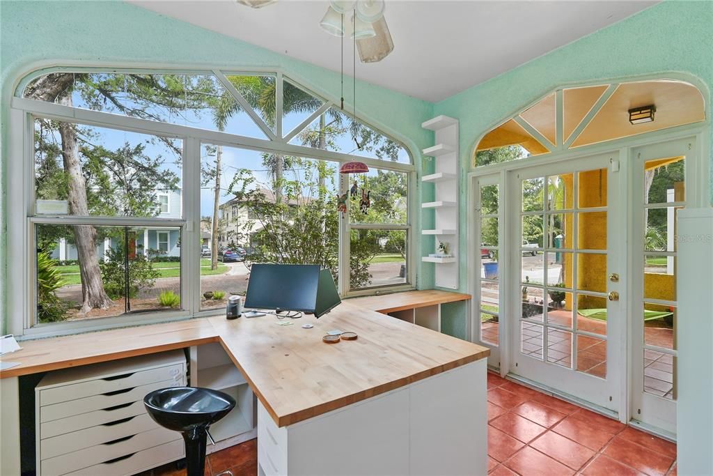 For Sale: $849,000 (5 beds, 2 baths, 2376 Square Feet)