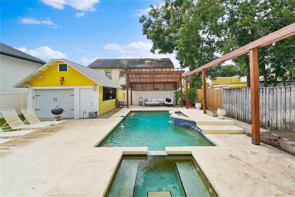 For Sale: $849,000 (5 beds, 2 baths, 2376 Square Feet)