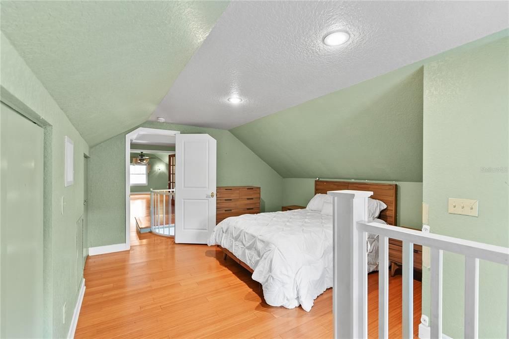 For Sale: $849,000 (5 beds, 2 baths, 2376 Square Feet)