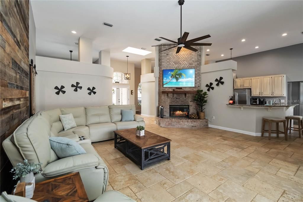 For Sale: $750,000 (4 beds, 2 baths, 2438 Square Feet)