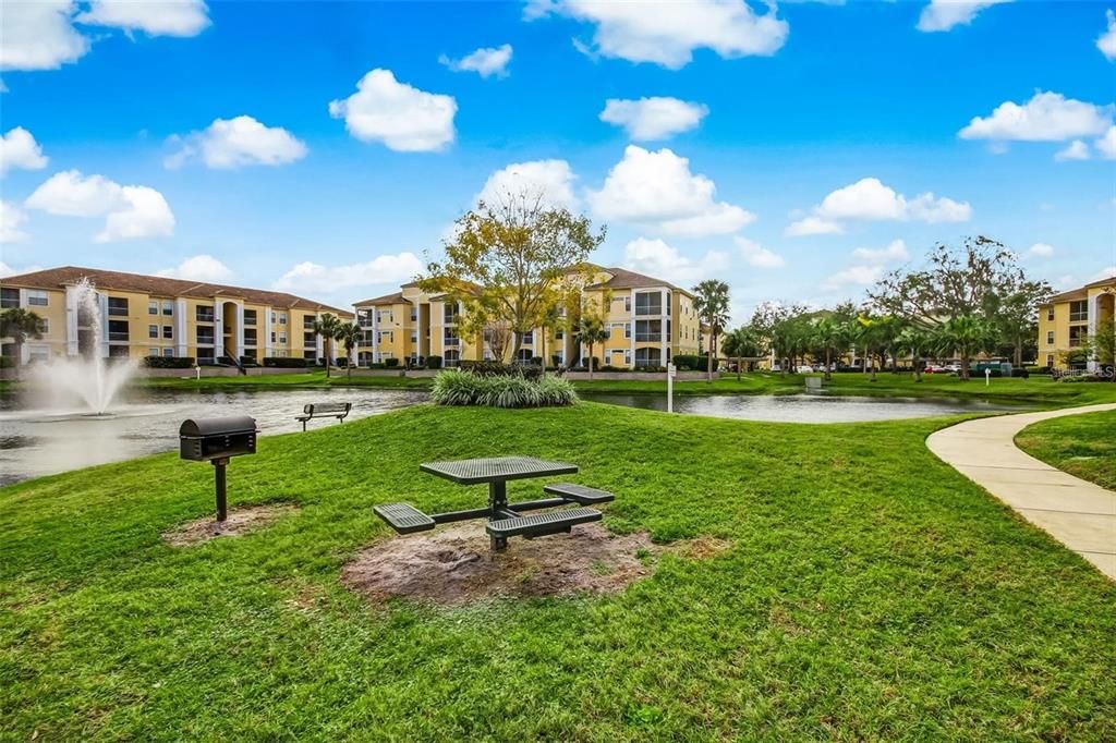 For Rent: $1,225 (1 beds, 1 baths, 707 Square Feet)