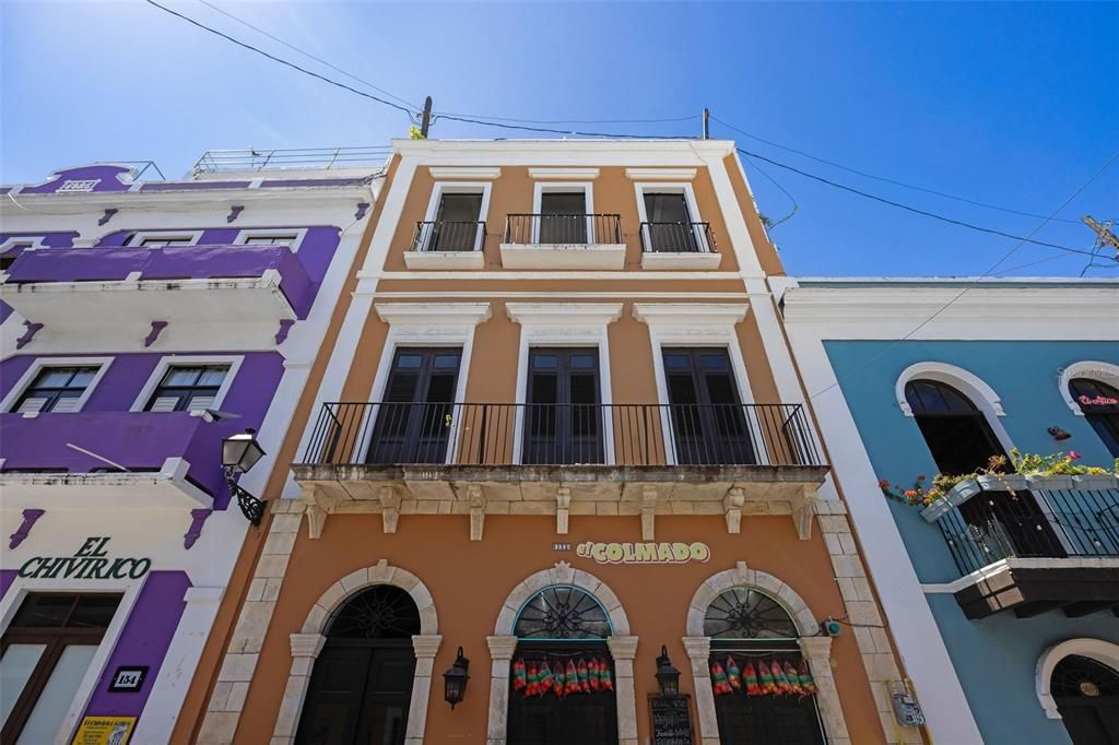 En Venta: $1,800,000 (3 camas, 3 baños, 1998 Pies cuadrados)