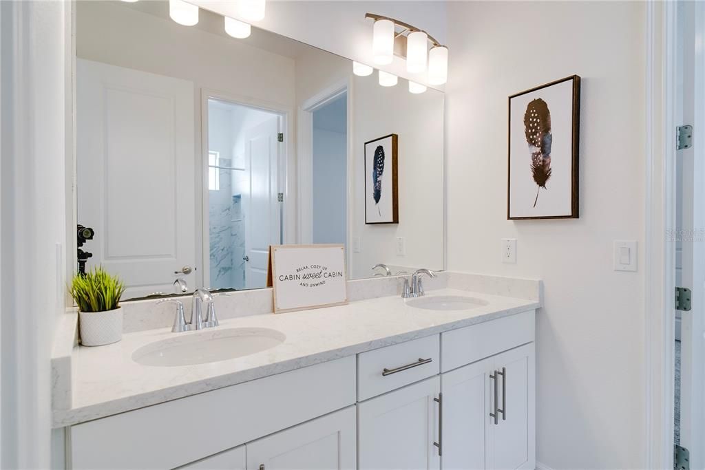 For Sale: $800,000 (5 beds, 4 baths, 3179 Square Feet)