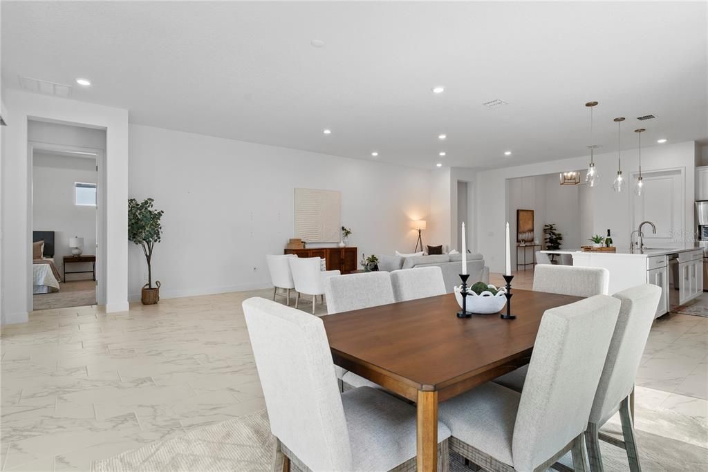 For Sale: $800,000 (5 beds, 4 baths, 3179 Square Feet)