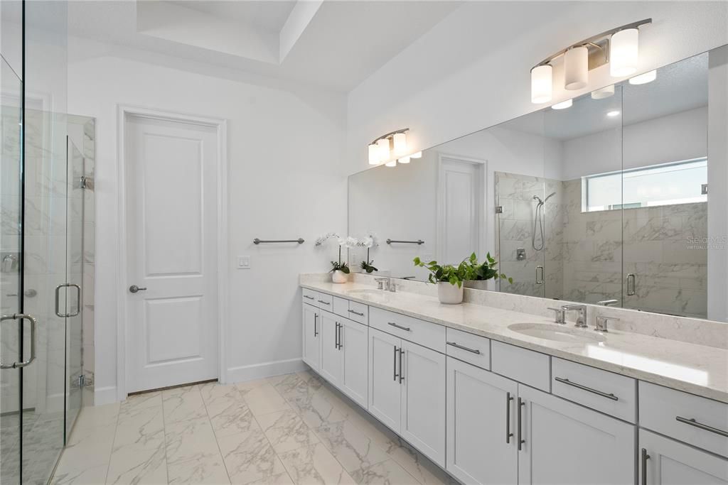 For Sale: $800,000 (5 beds, 4 baths, 3179 Square Feet)