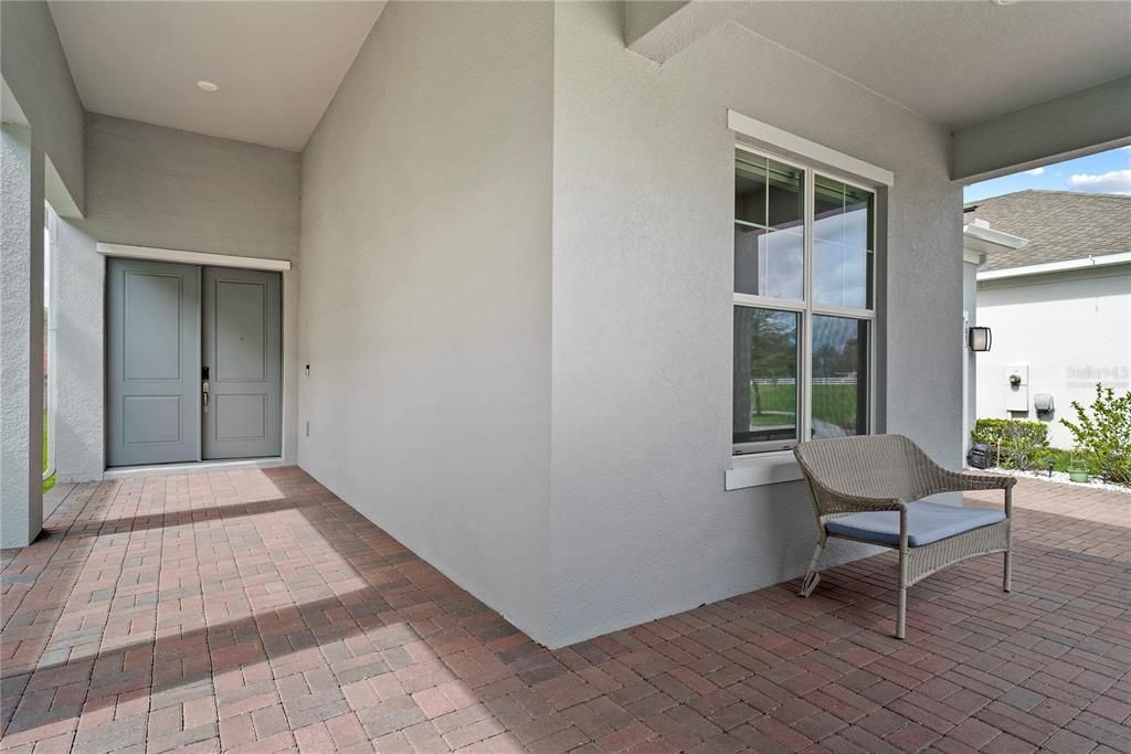 For Sale: $800,000 (5 beds, 4 baths, 3179 Square Feet)