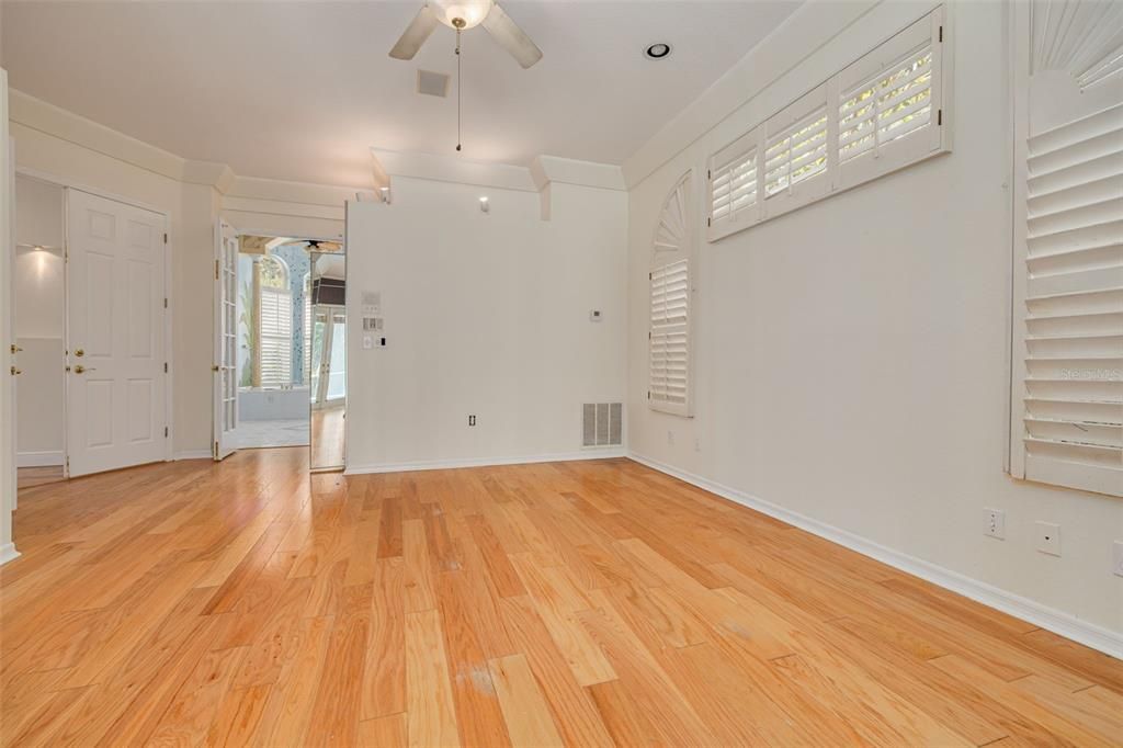 For Sale: $1,199,000 (4 beds, 4 baths, 4562 Square Feet)