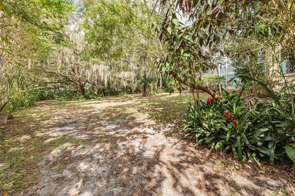 For Sale: $1,199,000 (4 beds, 4 baths, 4562 Square Feet)