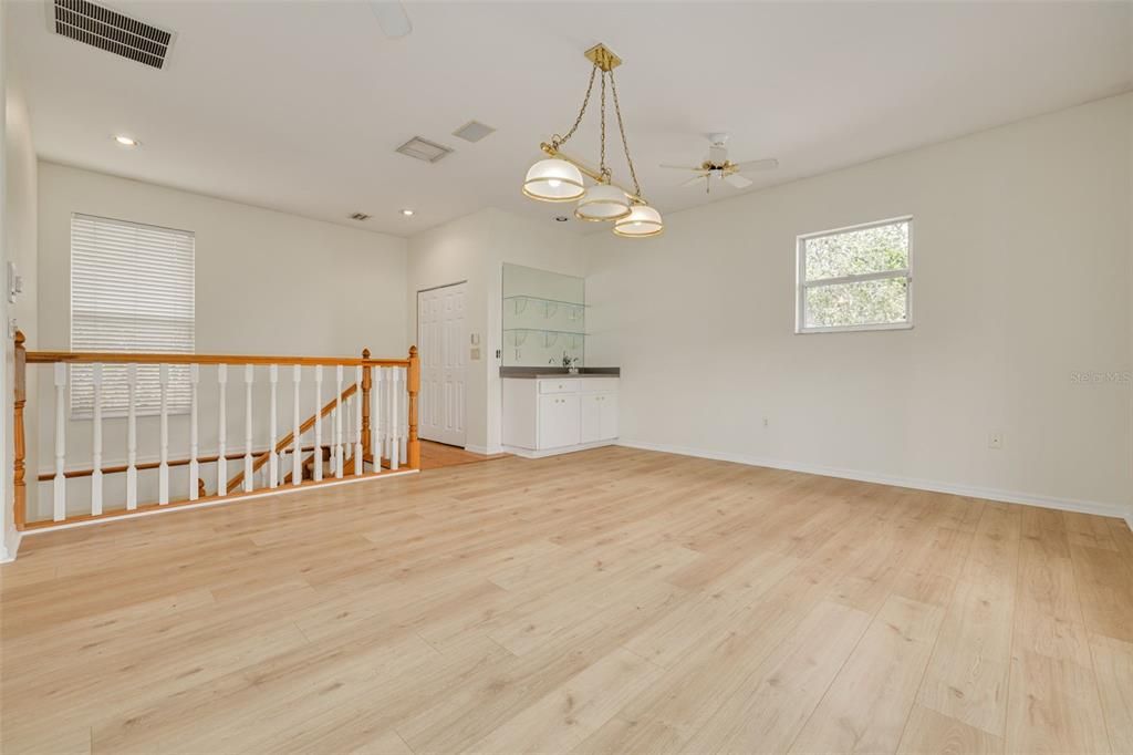 For Sale: $1,199,000 (4 beds, 4 baths, 4562 Square Feet)