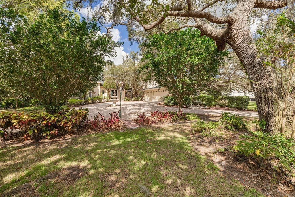 For Sale: $1,199,000 (4 beds, 4 baths, 4562 Square Feet)