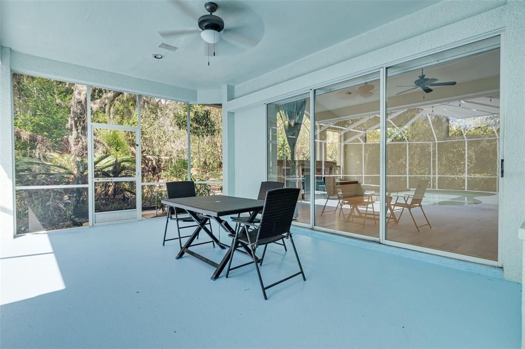 For Sale: $1,199,000 (4 beds, 4 baths, 4562 Square Feet)