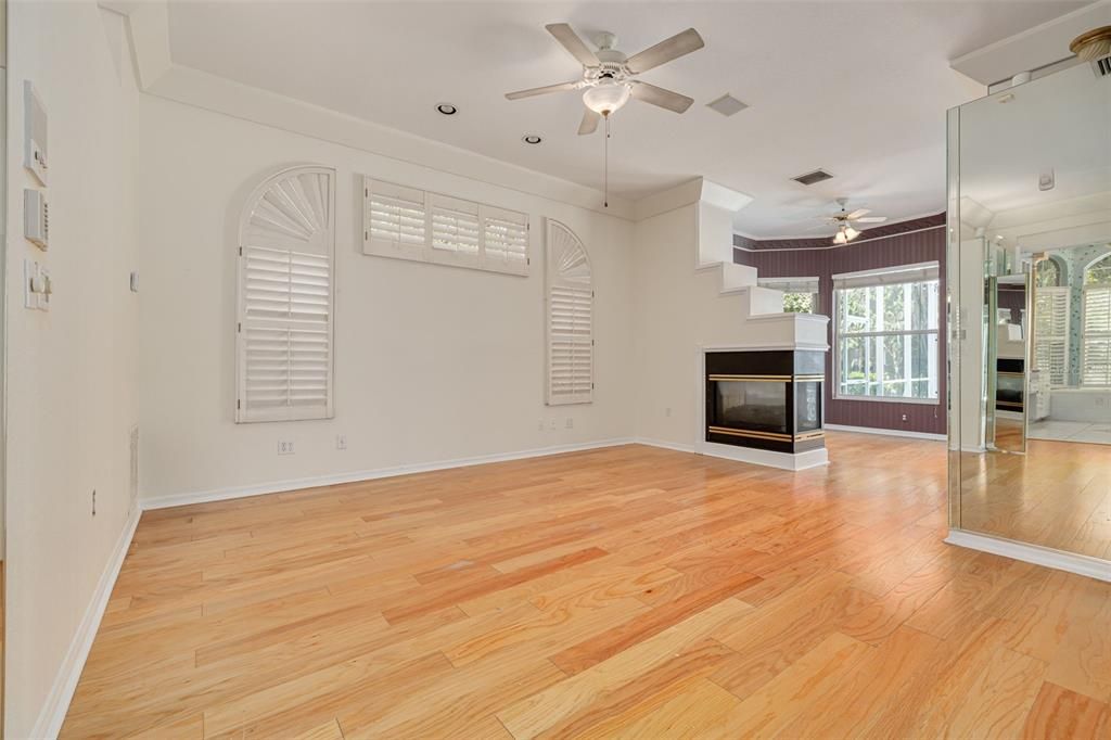 For Sale: $1,199,000 (4 beds, 4 baths, 4562 Square Feet)