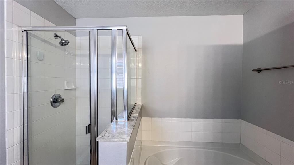 На продажу: $477,000 (5 спален, 2 ванн, 2940 Квадратных фут)