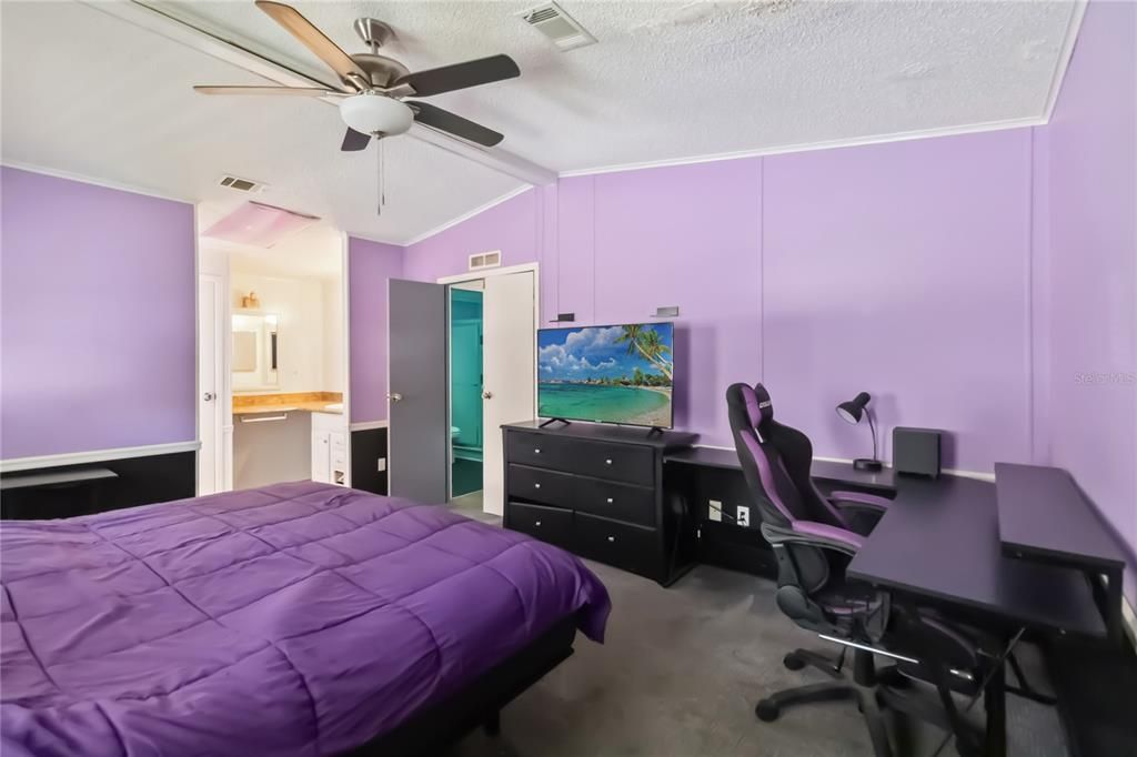 En Venta: $40,000 (2 camas, 2 baños, 1200 Pies cuadrados)