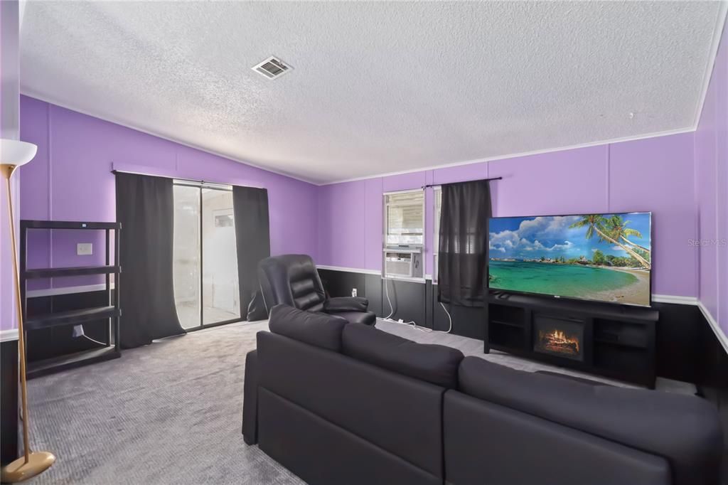 En Venta: $40,000 (2 camas, 2 baños, 1200 Pies cuadrados)