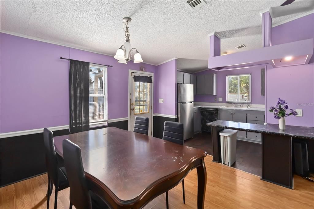 En Venta: $40,000 (2 camas, 2 baños, 1200 Pies cuadrados)