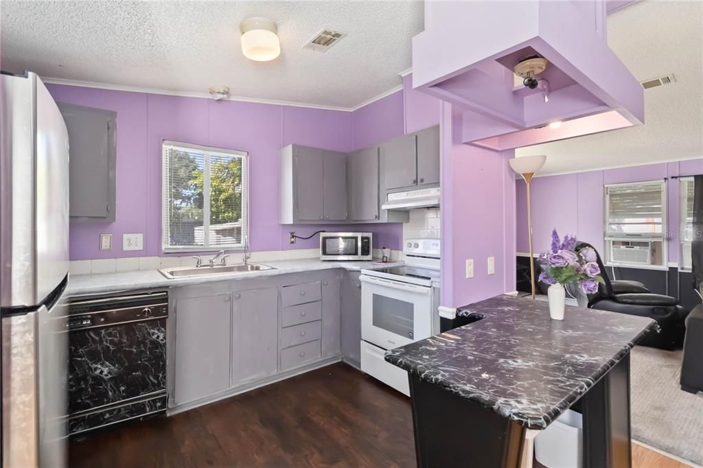 En Venta: $40,000 (2 camas, 2 baños, 1200 Pies cuadrados)