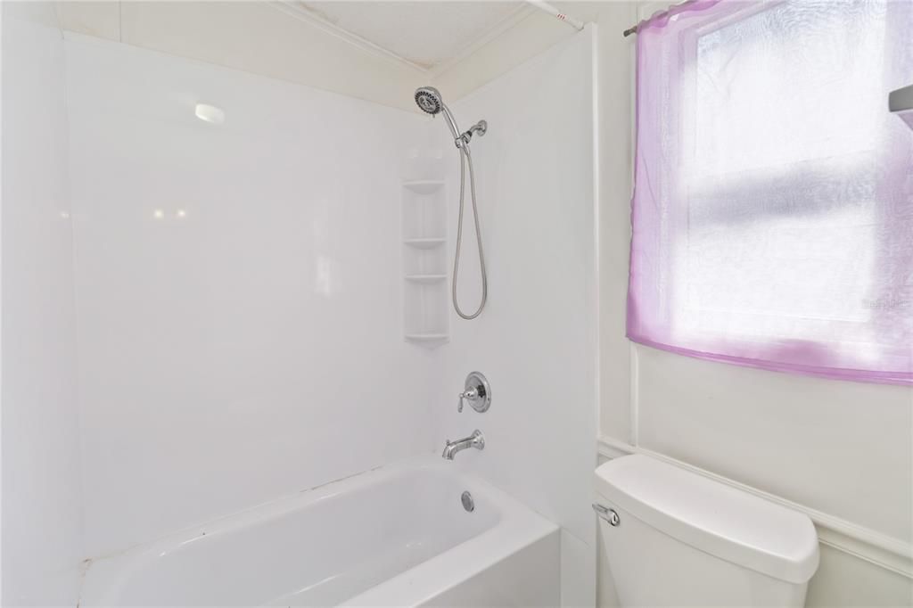 En Venta: $40,000 (2 camas, 2 baños, 1200 Pies cuadrados)