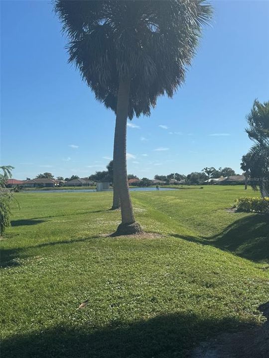 合同活跃: $729,000 (3 贝兹, 2 浴室, 2689 平方英尺)