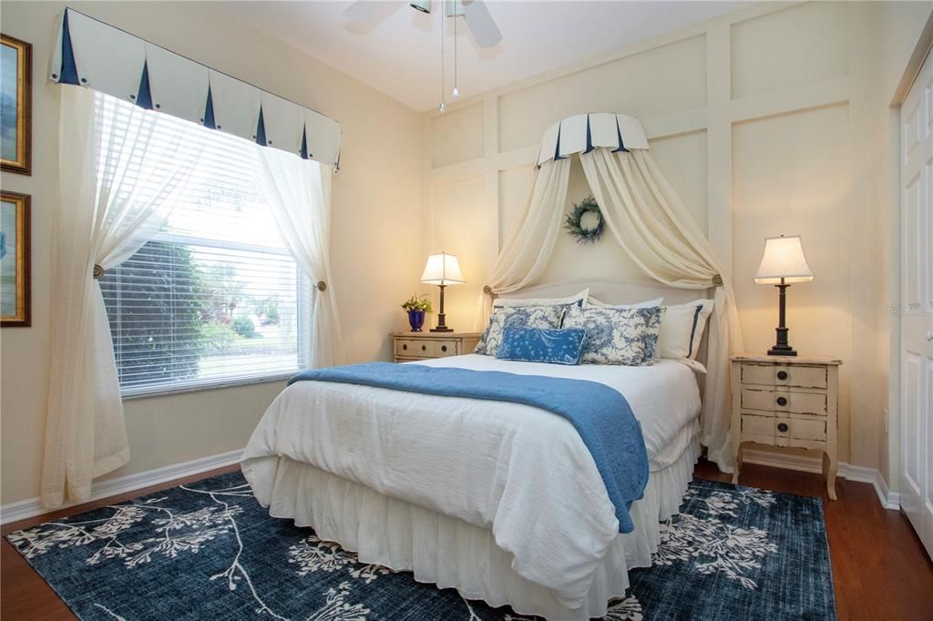 合同活跃: $729,000 (3 贝兹, 2 浴室, 2689 平方英尺)