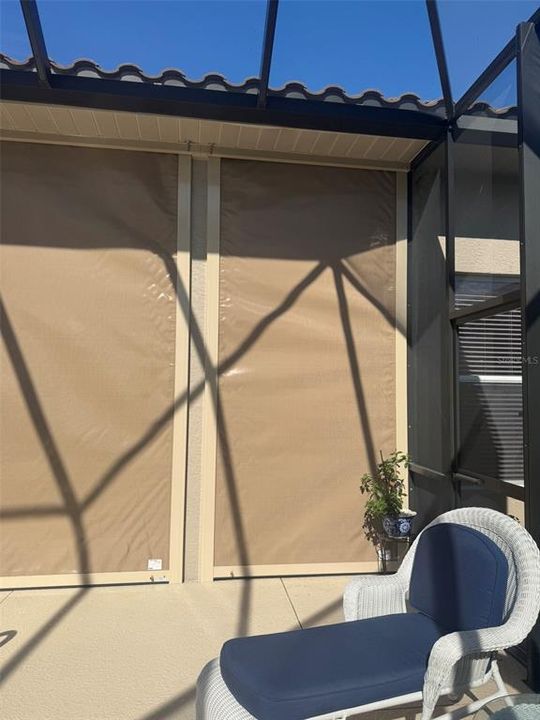 合同活跃: $729,000 (3 贝兹, 2 浴室, 2689 平方英尺)