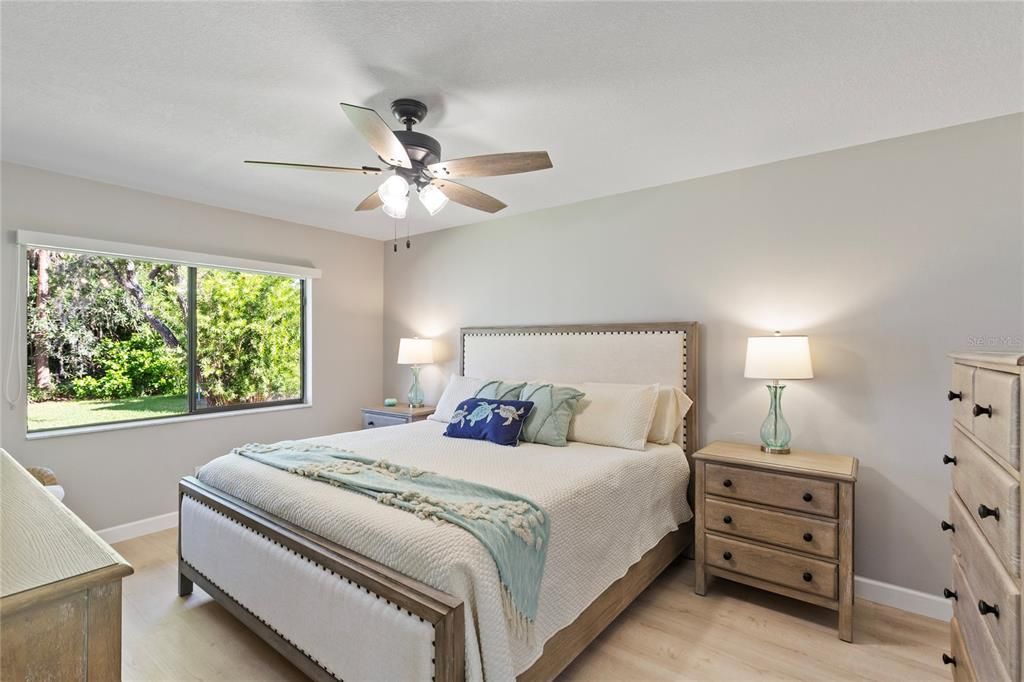 Под контрактом: $475,990 (2 спален, 2 ванн, 1464 Квадратных фут)