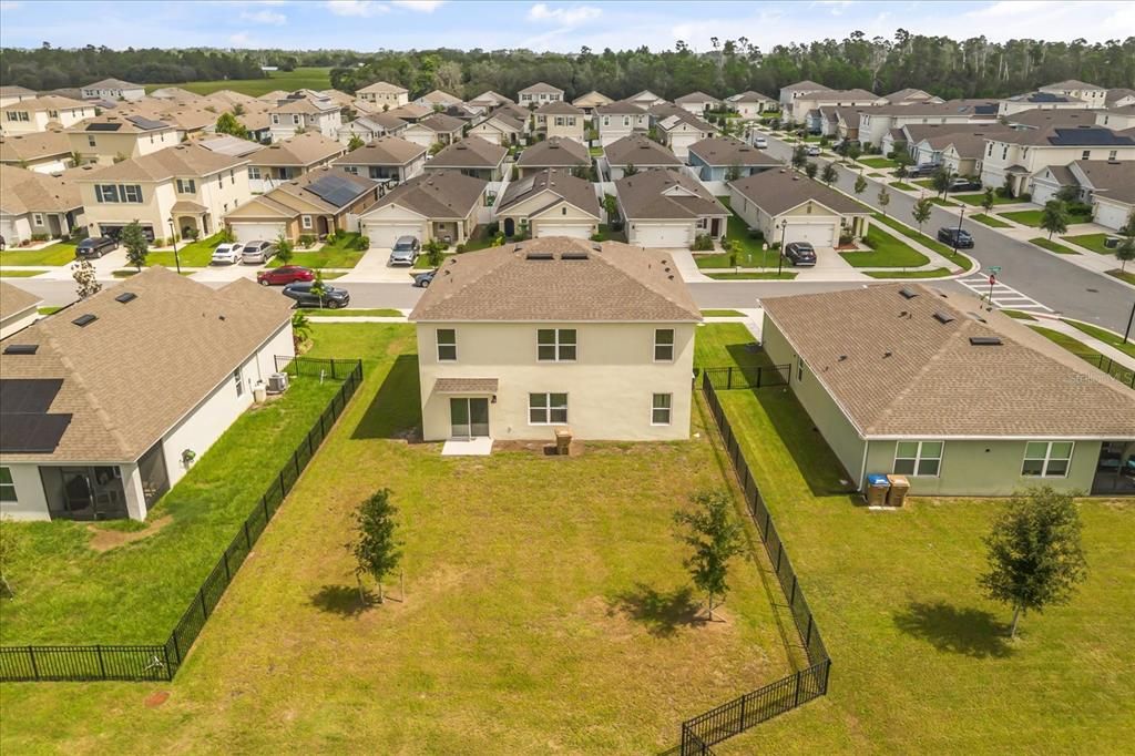 出租: $2,600 (5 贝兹, 3 浴室, 2626 平方英尺)