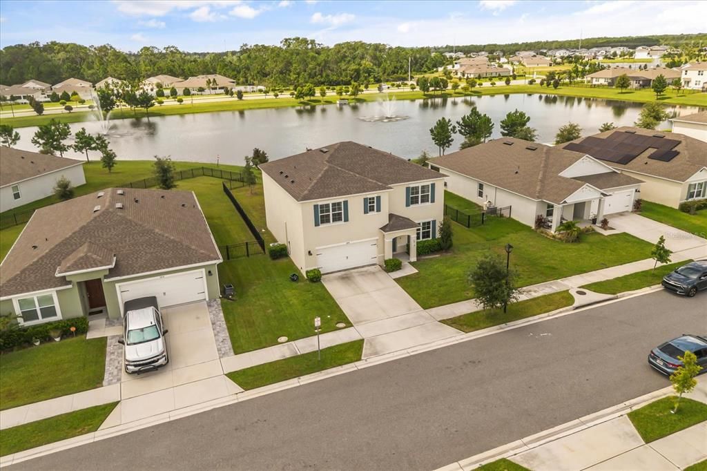 出租: $2,600 (5 贝兹, 3 浴室, 2626 平方英尺)