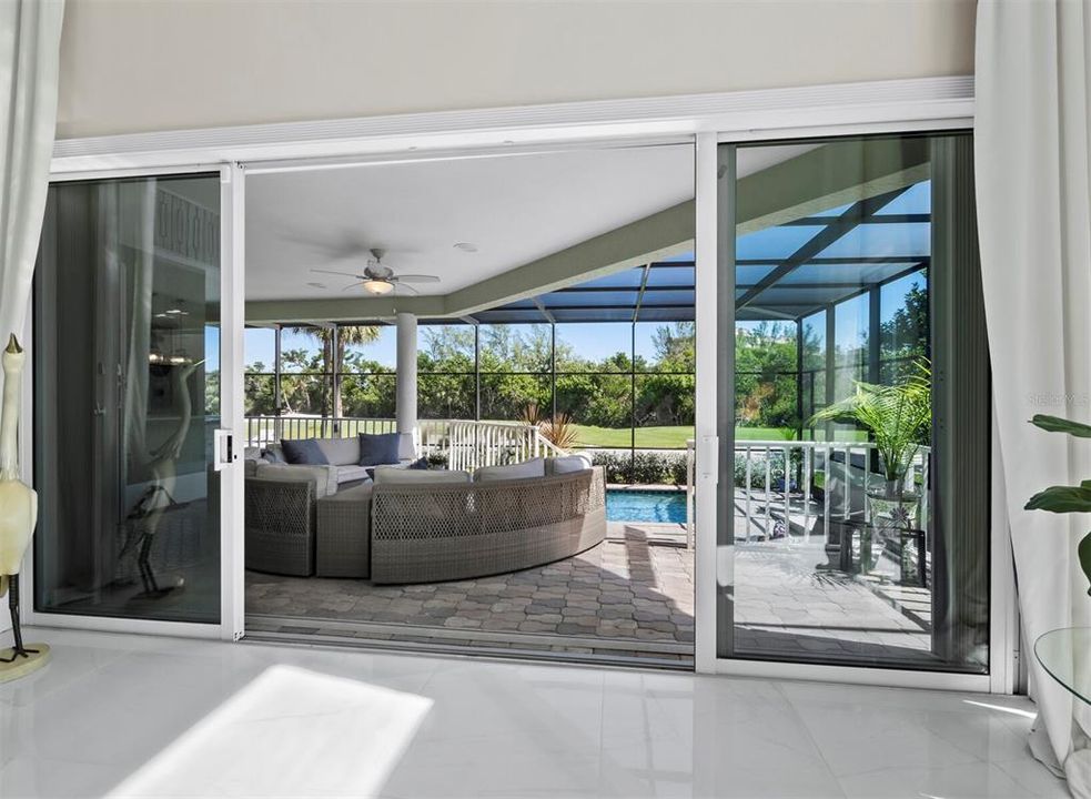 For Sale: $2,790,000 (5 beds, 5 baths, 4510 Square Feet)