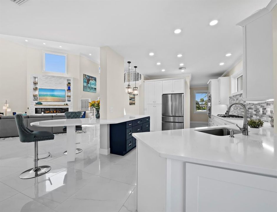 For Sale: $2,790,000 (5 beds, 5 baths, 4510 Square Feet)